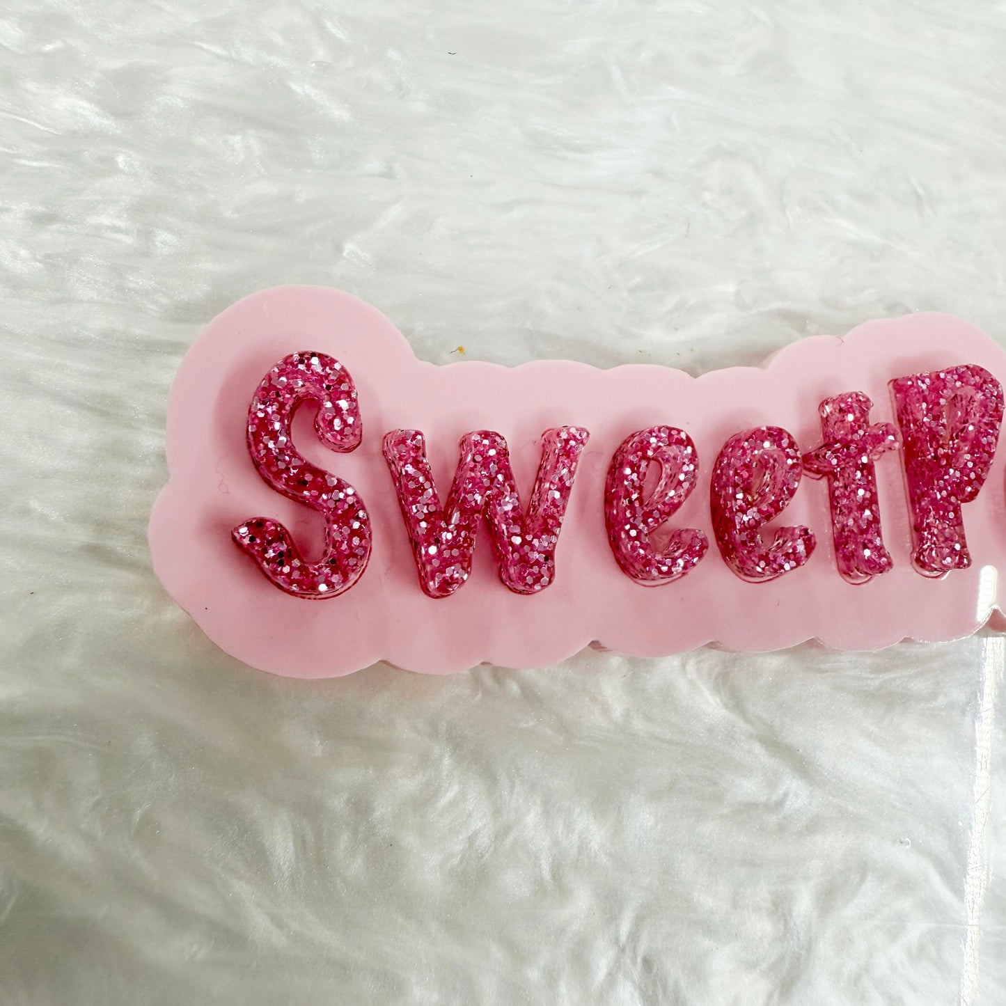 Magnetic Hoop Watermark